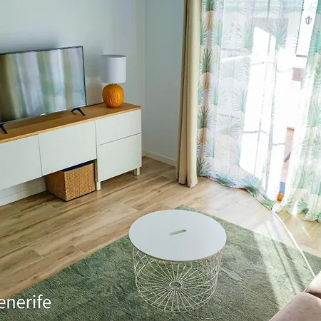 Cozy With Wonderful View - Cristianos Apartment *